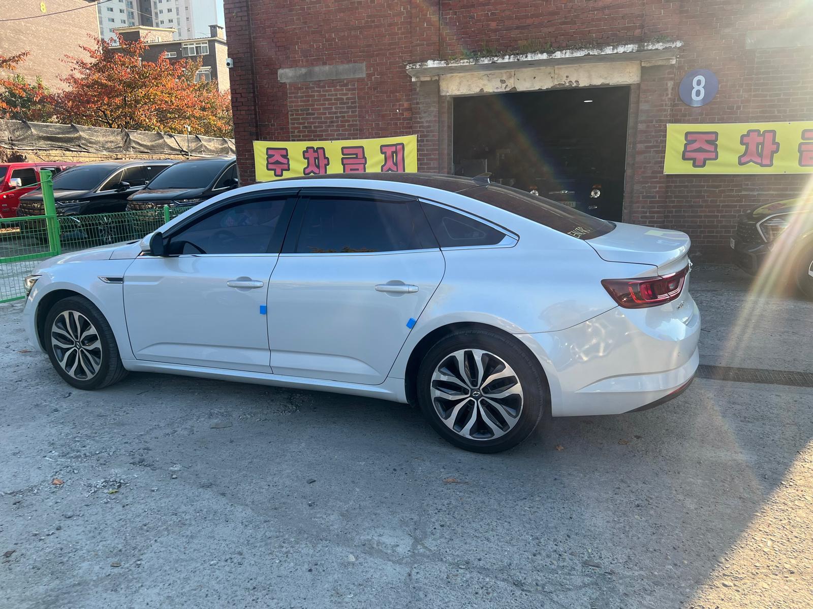 Renault SM6 2018