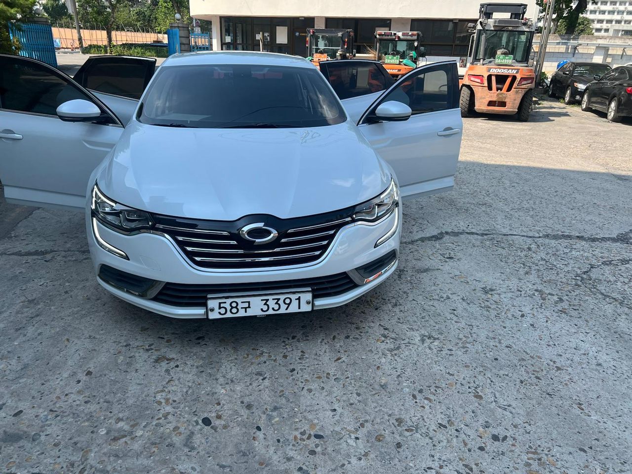 Renault SM6 2018 5